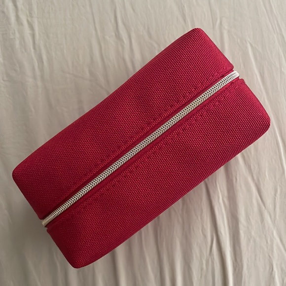 Dior Beauty Red Canvas Embossed Logo Makeup Toiletry Bag Zip Pouch - Picture 5 of 9